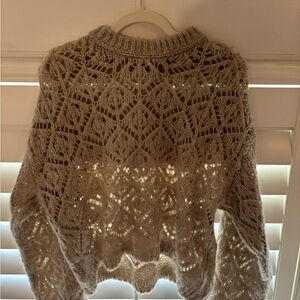 Zara Cream Crew Neck Sweater with Intricate Knit Design